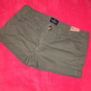 American Eagle Low Rise Shortie - Army Green